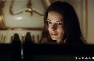 Una bella ragazza, sexy, accarezzando la figa con le dita di video mature hard gratis lei e la mise in estasi