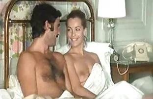 Davvero video hard gratis nonne cool matura si masturba in cucina