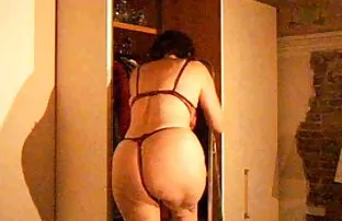 Partito giovane ragazza scopa con un camioncino sul balcone film hard gratis completi di edifici a più piani