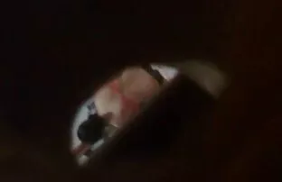 Brutale e ruvido figlio di puttana di una giovane donna ubriaca in i 12 siti porno gratis posizione doggystyle sul divano nel culo