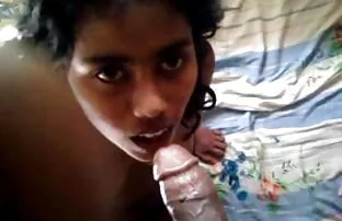 Un giovane slut accetta video hard gratis giapponesi un nero uomini sesso suggerire e sorella con lui